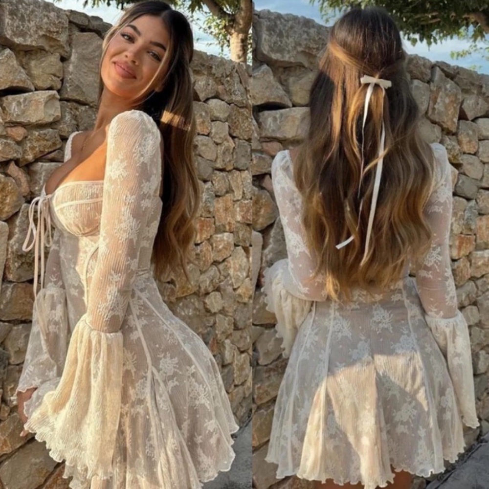House of CB 'Analissa' Vintage Cream Lace Corset Dress
